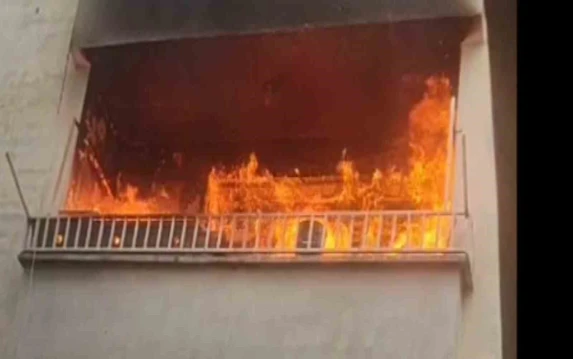 Şanlıurfa’da apartmanın 5. katında yangın panik yarattı