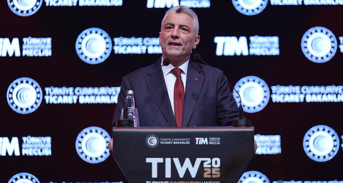 Bakan Bolat duyurdu! İhracatta 390 Milyar Dolarlık Rekor