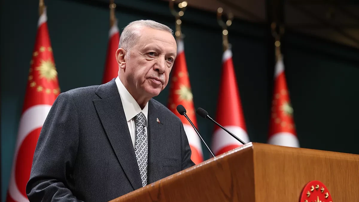 Cumhurbaşkanı Erdoğan: "(Gençlere) Sizlere bırakacağımız en büyük miras olarak Terörsüz Türkiye’yi sabırla, cesaretle, samimiyetle inşa ediyoruz."