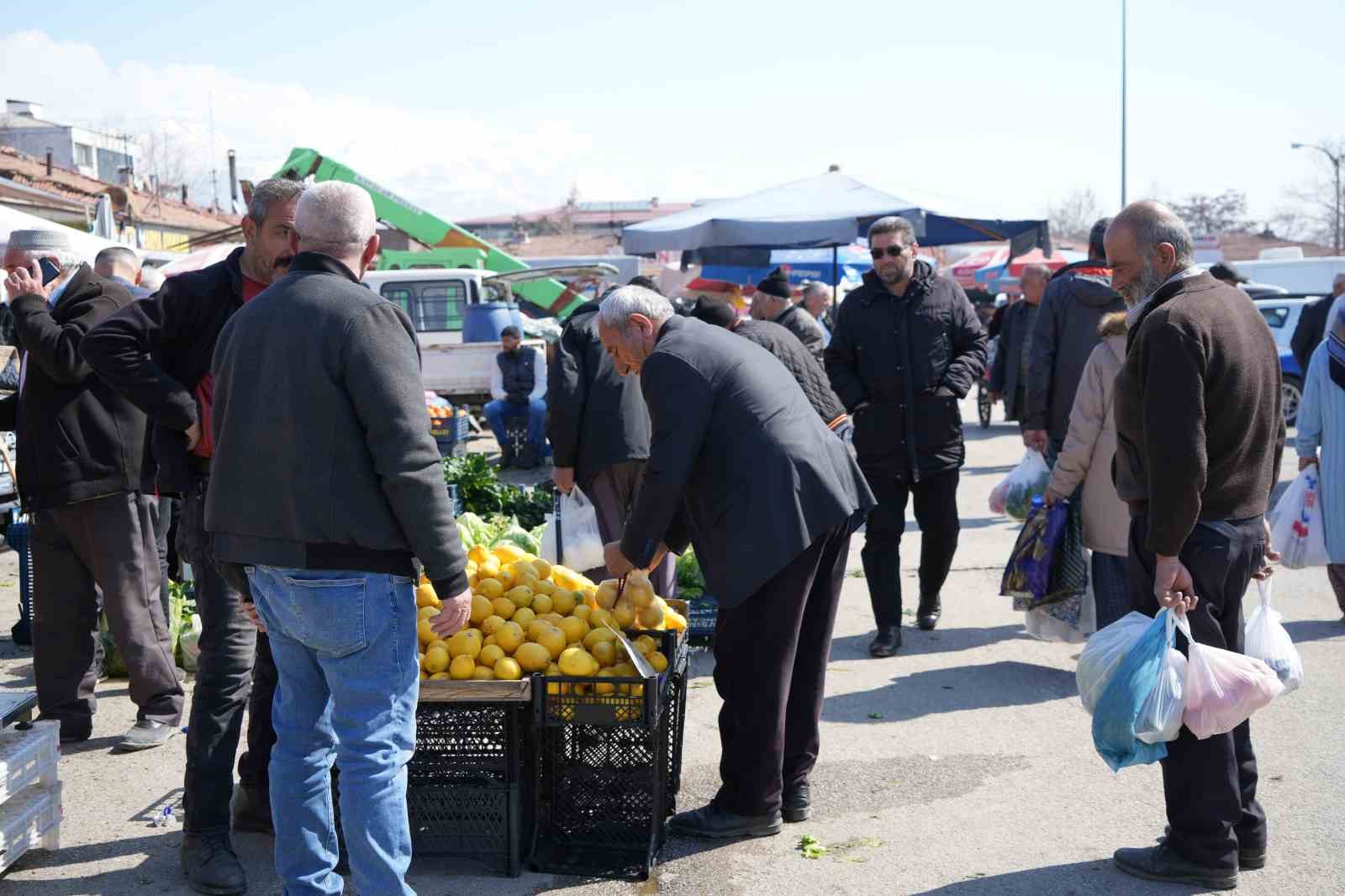 Ticaret Satış Hacmi Yıllık %10,8 Oranında Artış Gösterdi