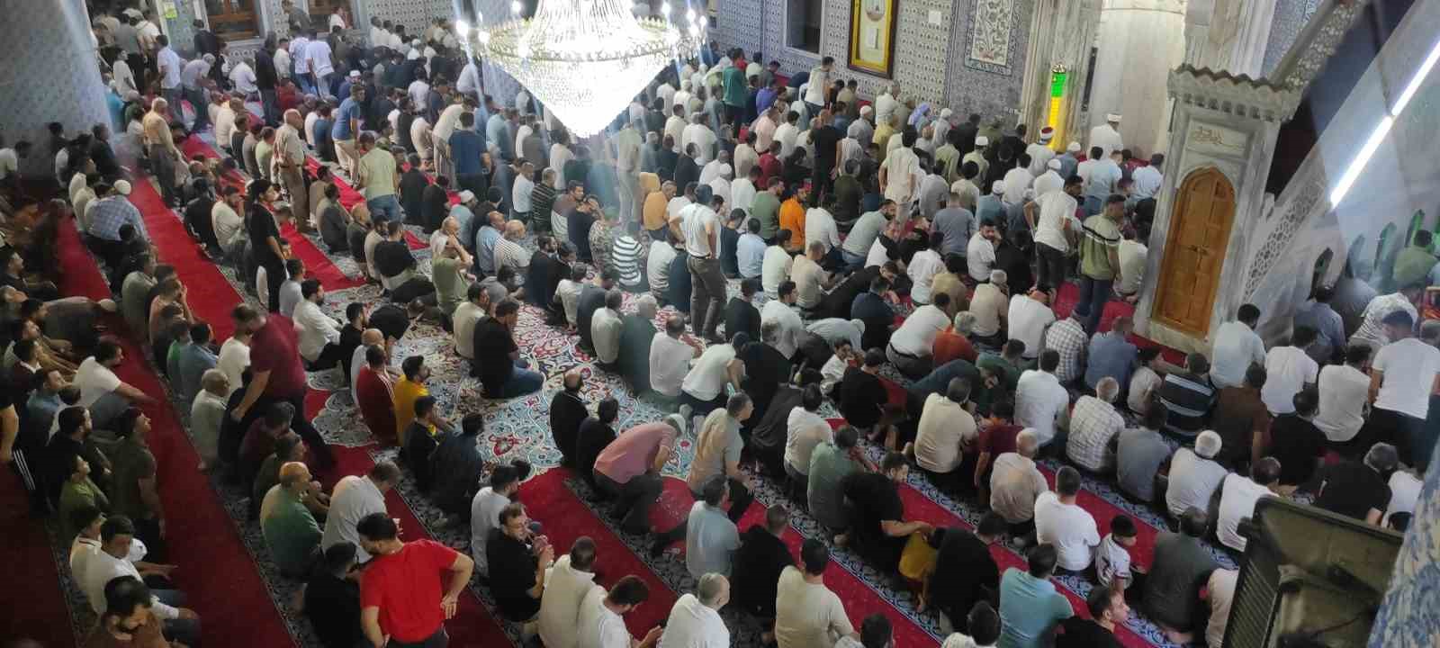 Balıklıgöl’de Mevlid Kandili coşkusu