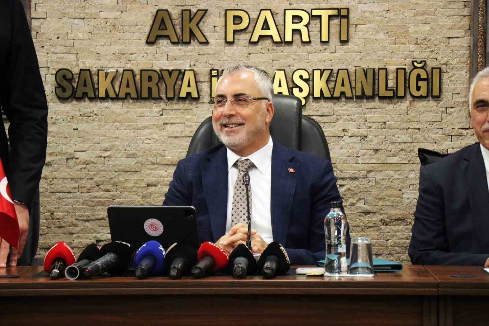 Bakan Işıkhan açıkladı! Türkiye’de kaç milyon işsiz var?