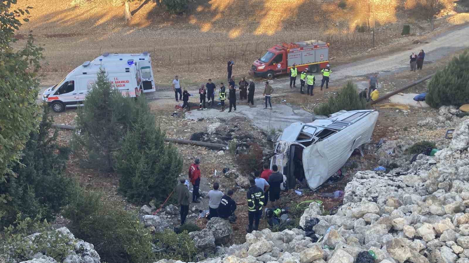 Mersin’de feci kaza! 5 kişi hayatını kaybetti