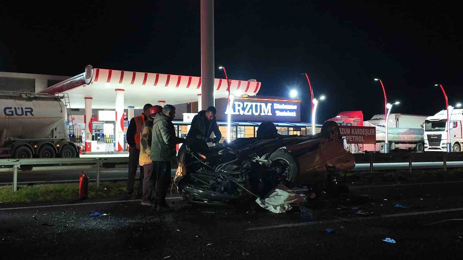 ANKARA-ESKİŞEHİR E90’DA FECİ KAZA: 1 ÖLÜ, 3 YARALI