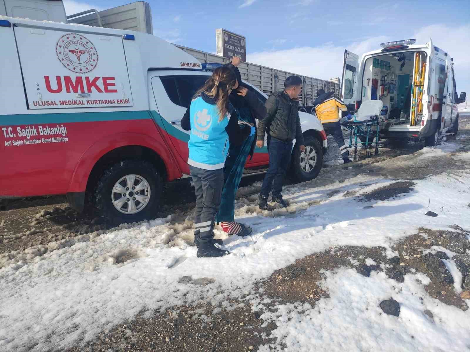 Şanlıurfa’da Kar Yağışında Umke Ve 112’den Gece Seferberliği