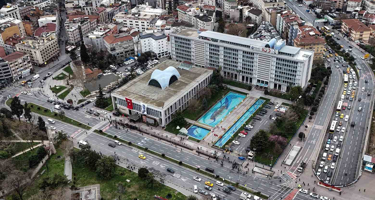 İBB’ye yönelik yolsuzluk soruşturması sürüyor