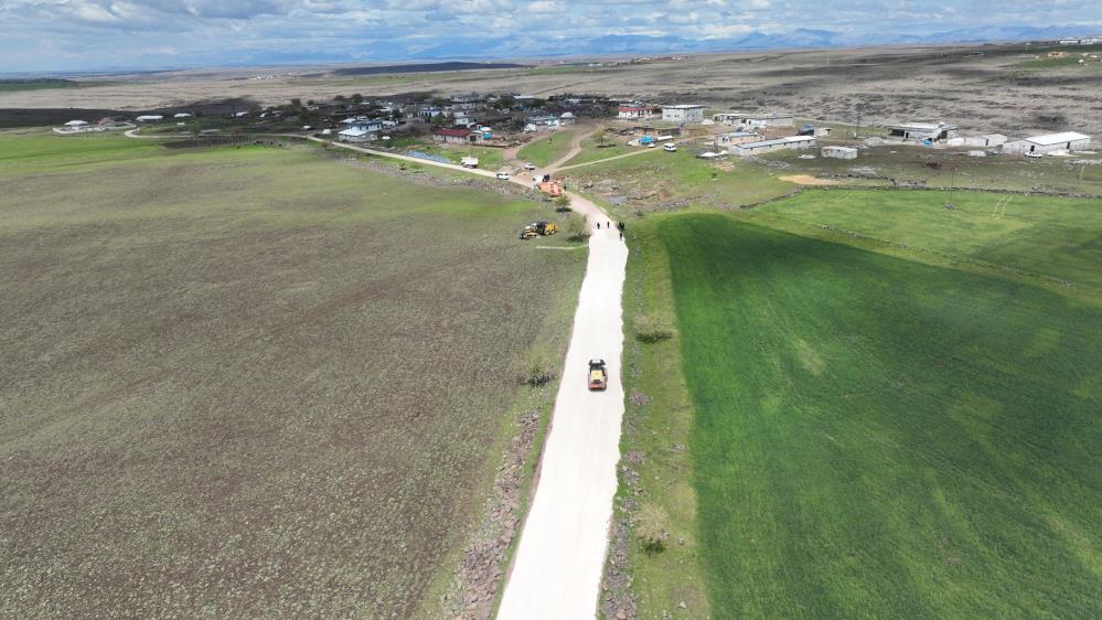 Siverek'te yol çalışmalarıyla ulaşım konforu artıyor