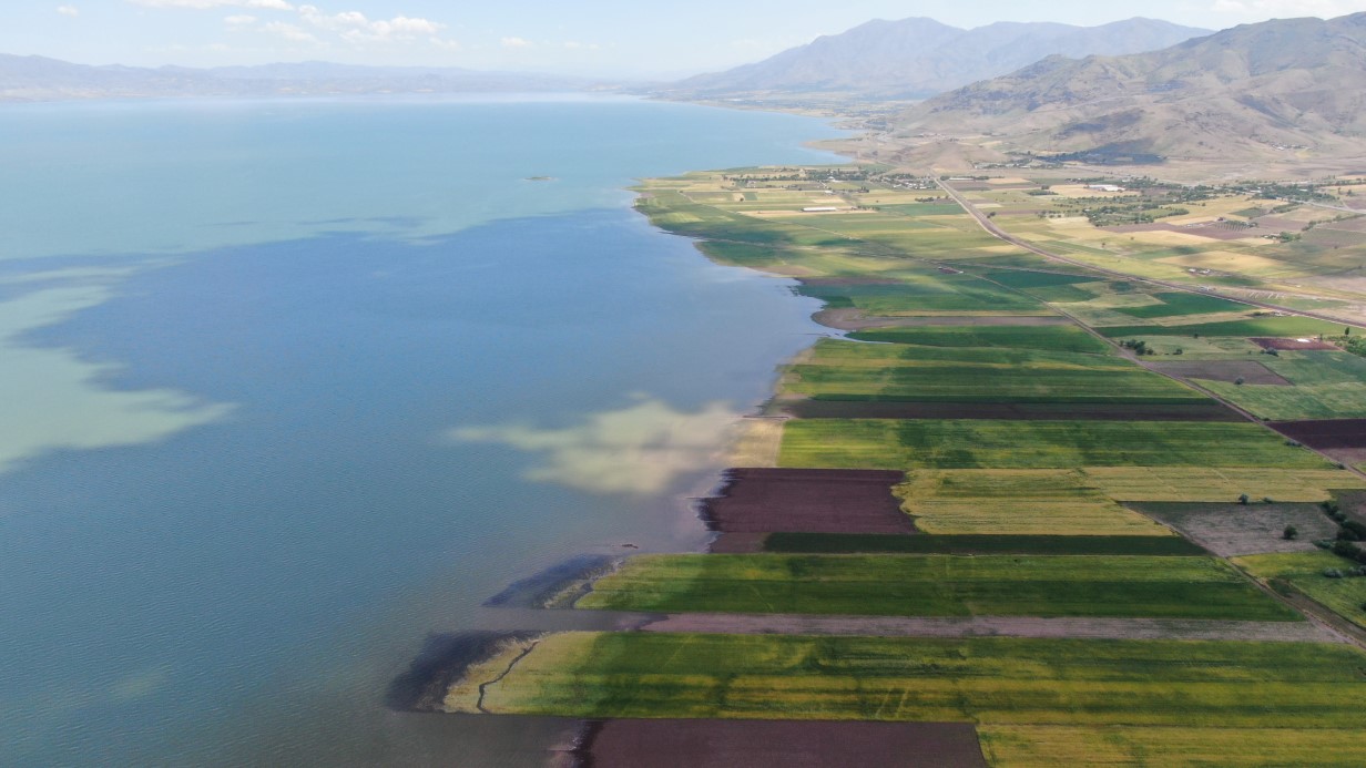 Baraj yükselince binlerce dönüm ekili alan su altında kaldı