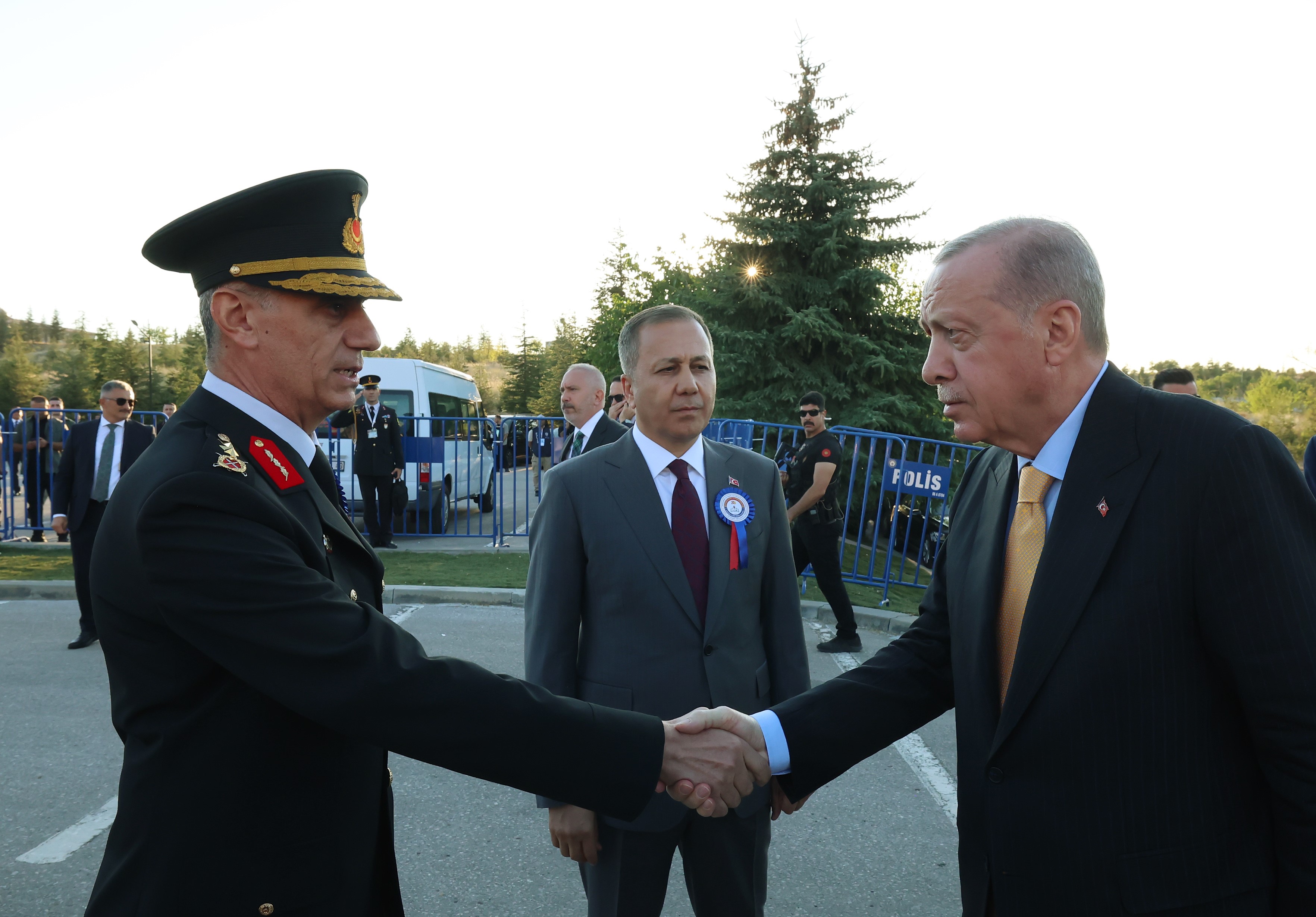 Cumhurbaşkanı Erdoğan, mezuniyet töreninde konuştu