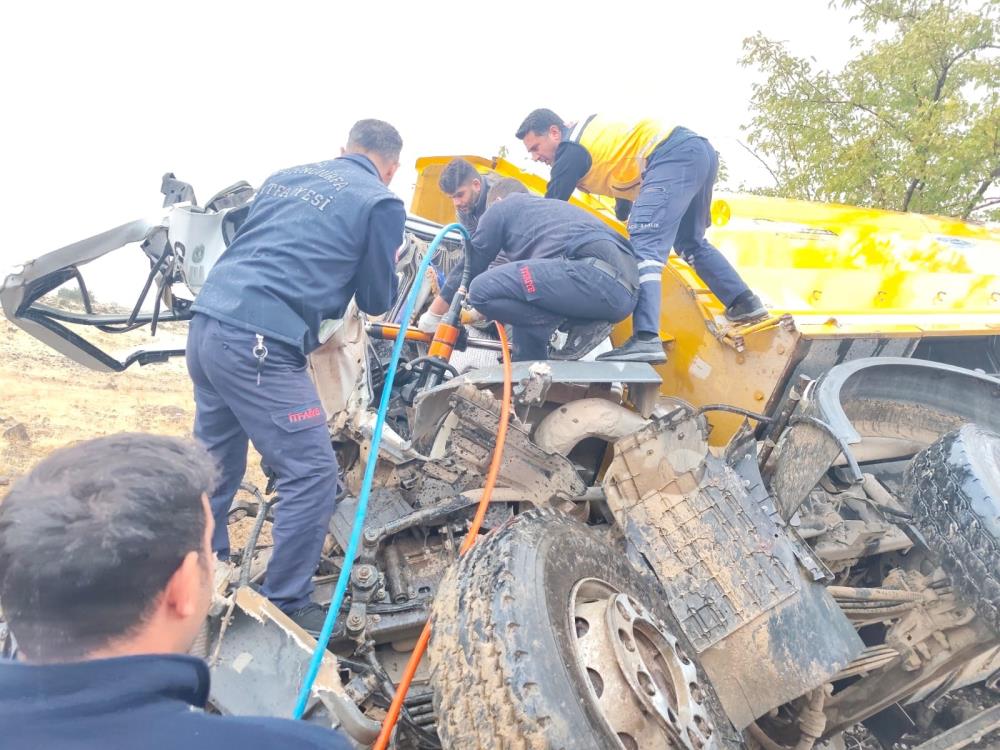 Siverek-Adıyaman kara yolunda feci kaza