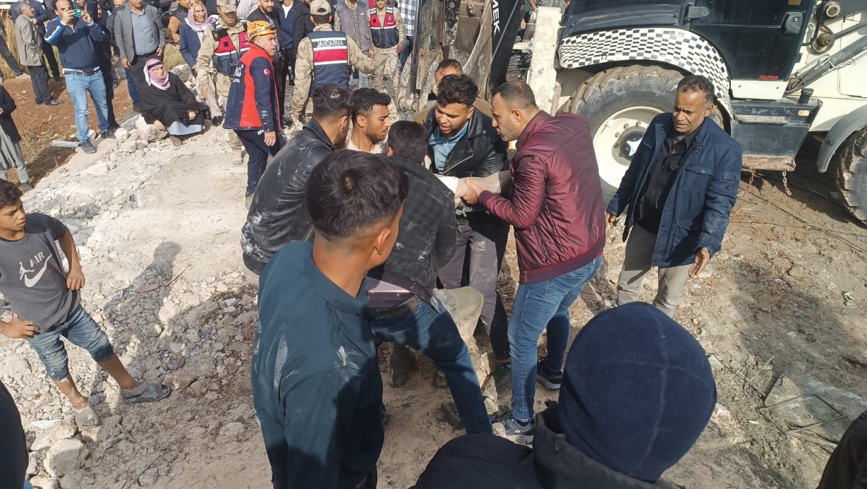 Göçükte hayatını kaybeden 2 çocuk işçi defnedildi