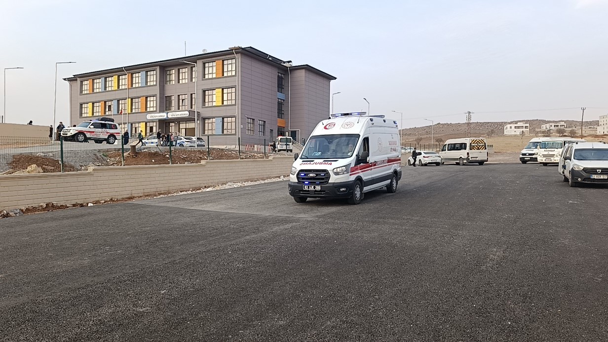 Şanlıurfa’da 25 öğrenci yemekten sonra hastanelik oldu