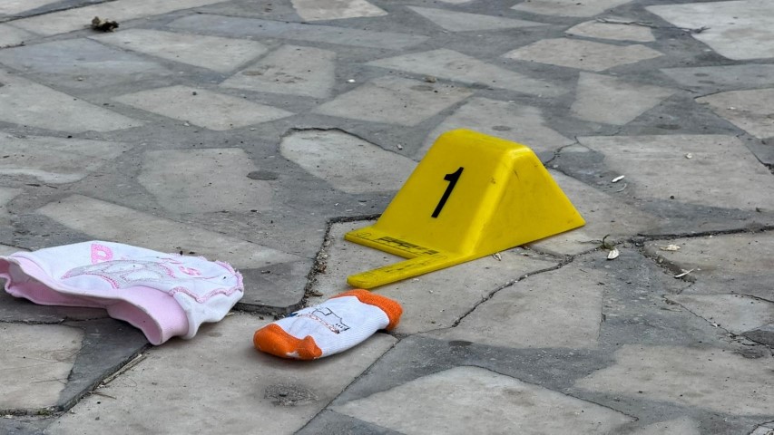 Kan Donduran Olay! Anne 2 aylık bebeğini pencereden attı