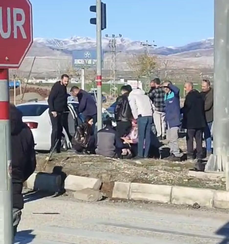 Şanlıurfa Çıkışlı Tur Kazayla Bitti: 1 Ölü