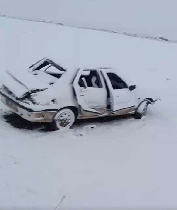 Hilvan’da Kar Yağışı Kazaya Neden Oldu: 3 Yaralı