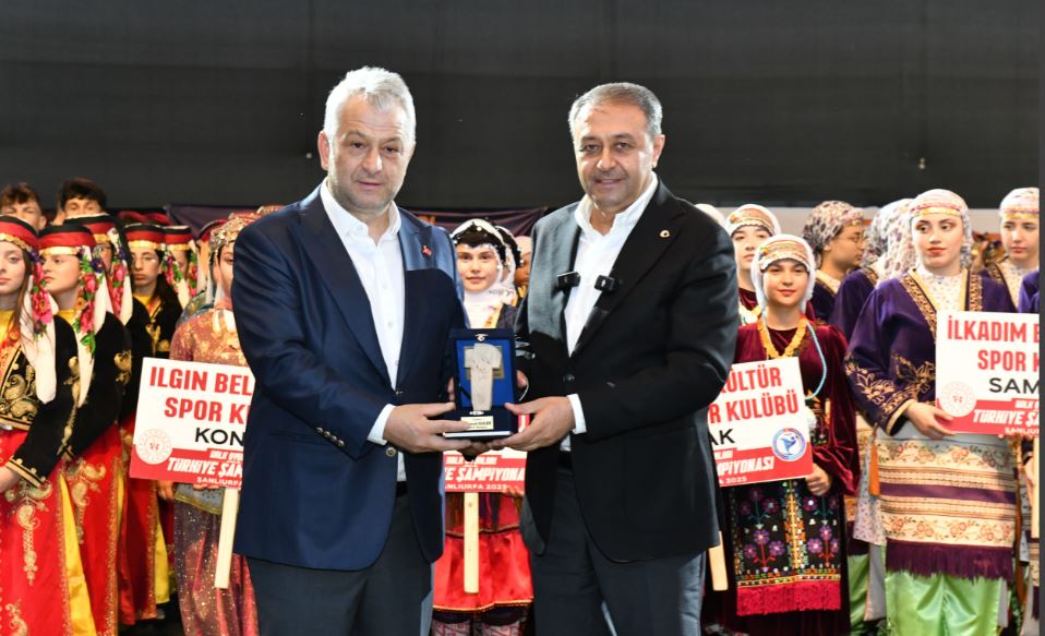 Şanlıurfa’da Halk Oyunları Coşkusu Sürüyor
