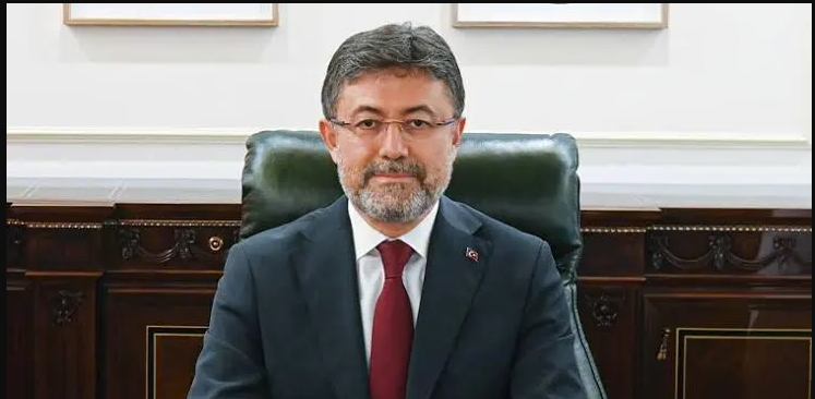 Tarım ve Orman Bakanı Yumaklı: "Kocaeli, Karamürsel yangını büyük ölçüde kontrol altına alındı"