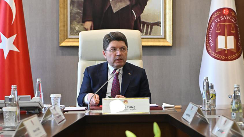 Bakan Tunç Açıkladı: Tutuklandılar!