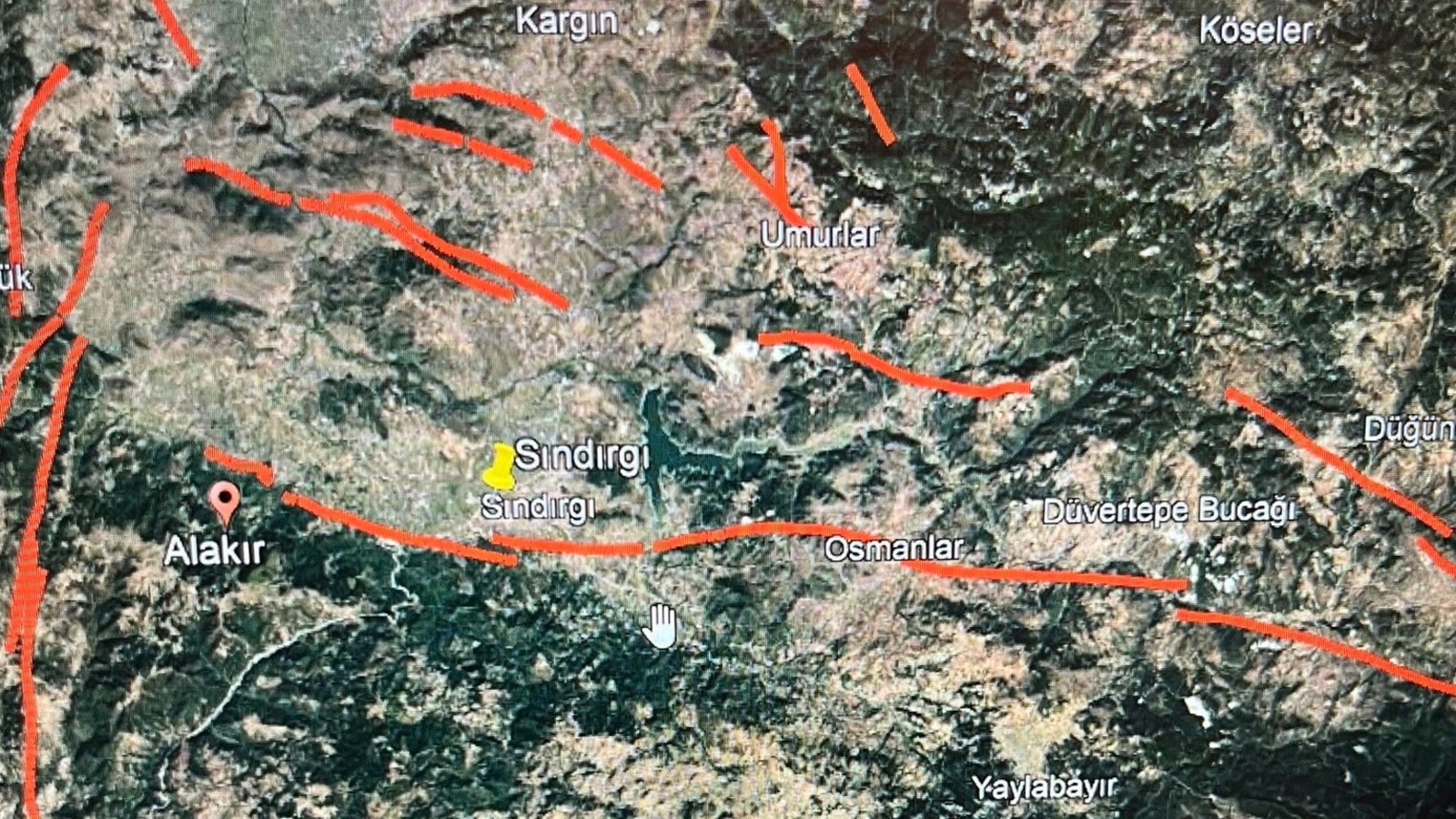 Sındırgı’da 19’u 4’ün üzerinde bin 235 artçı deprem meydana geldi