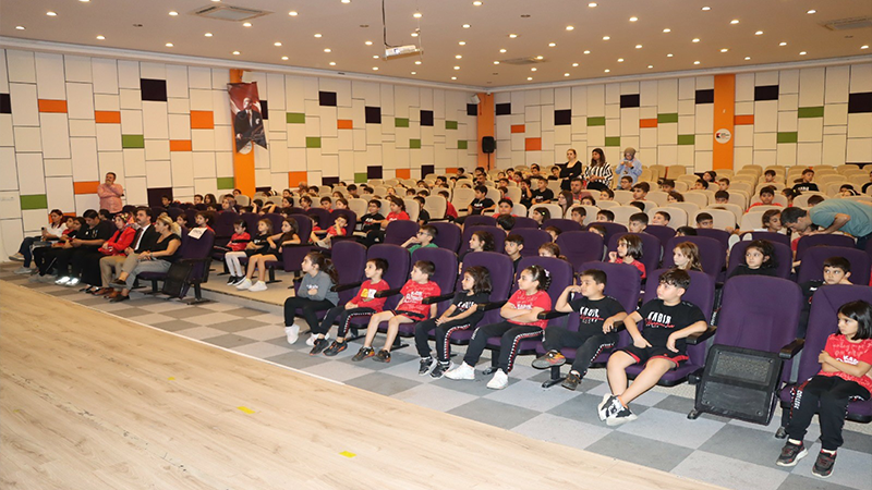 Şanlıurfa'da minik kalplere hayvan sevgisi aşılandı
