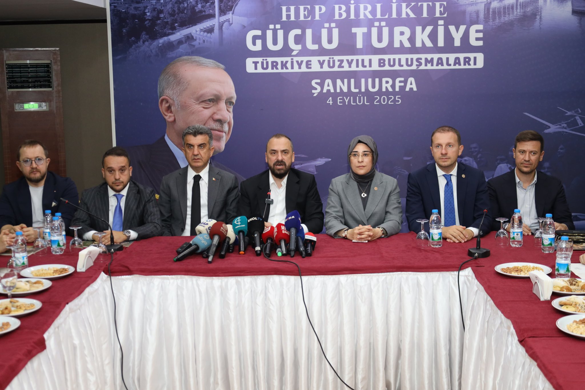 Türkiye Yüzyılı’nın Yol Haritası Şanlıurfa’da Paylaşıldı