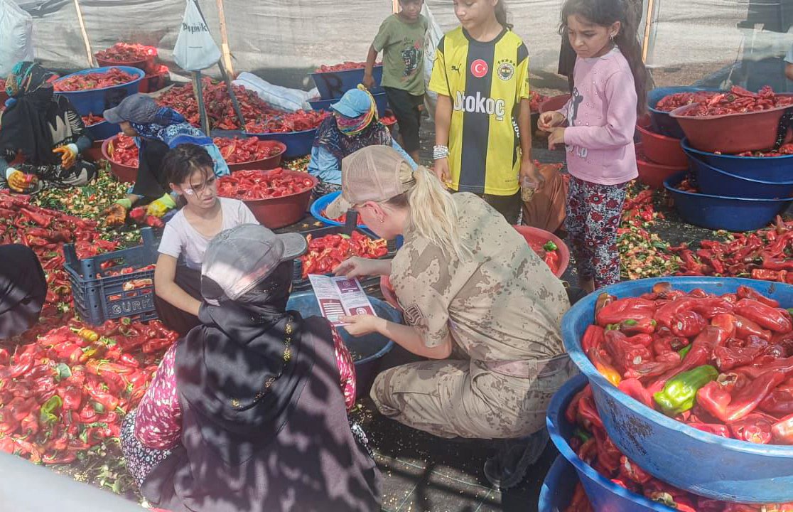 Şanlıurfa Jandarmasından Kadın ve Gençlere Farkındalık Etkinliği