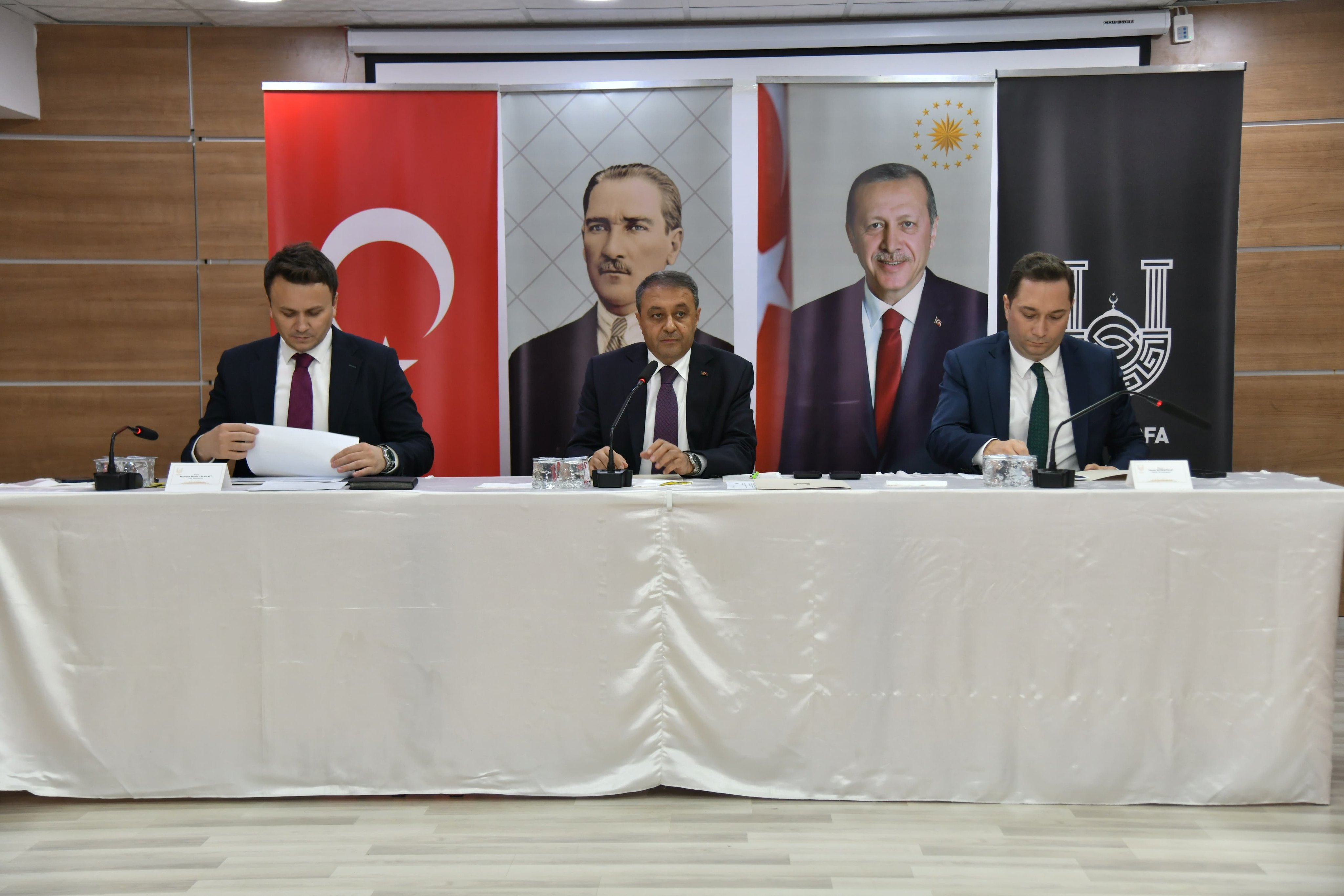 Halfeti’de İlçe Değerlendirme Toplantısı Gerçekleştirildi