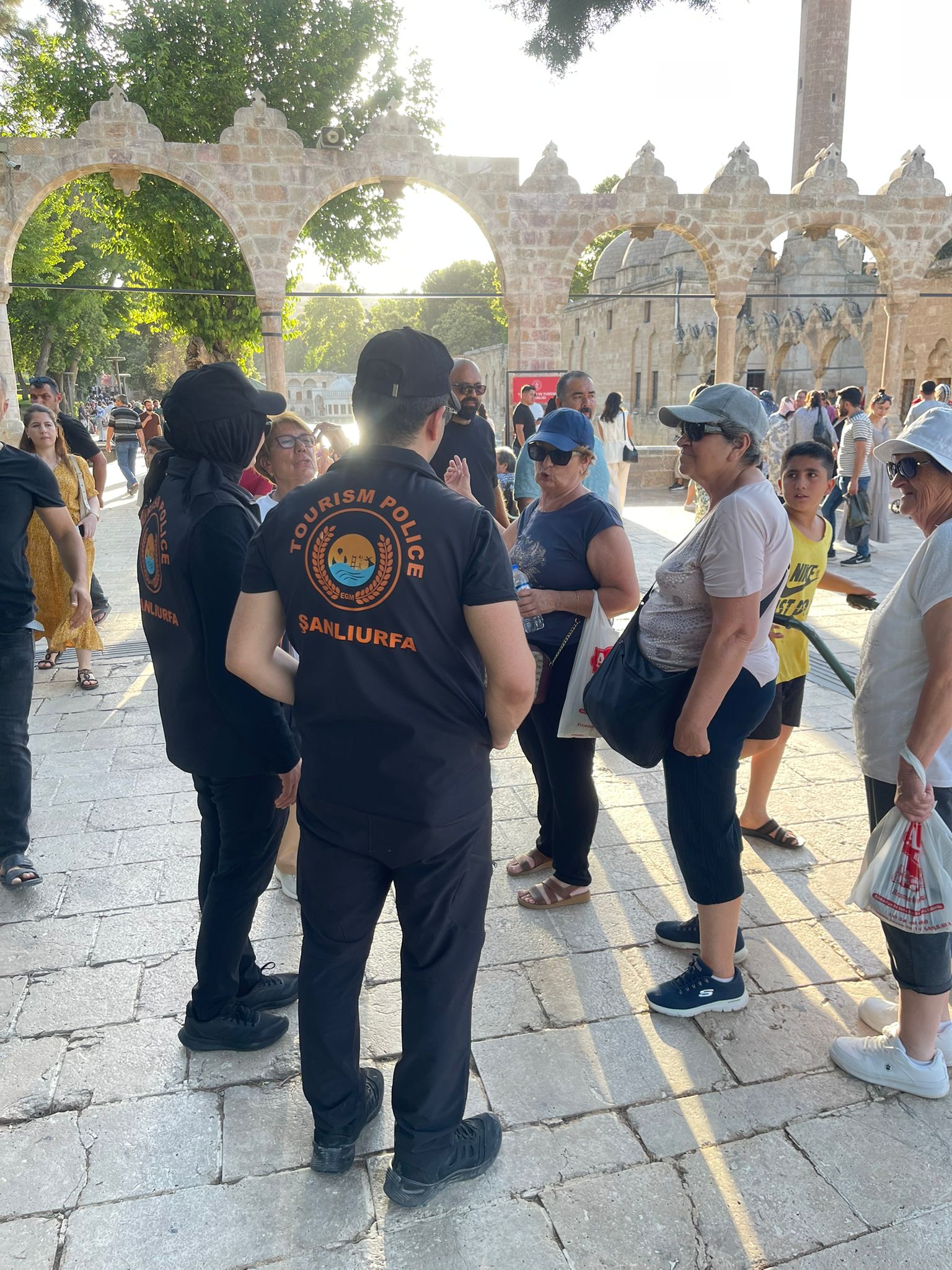 Balıklıgöl’de Turizm Polisinden huzur ve güven turu