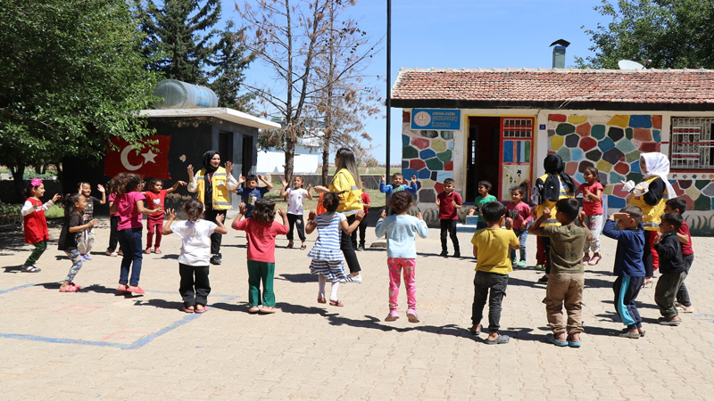 Haliliye’de Psikologlar Öğrencilerin Yanında