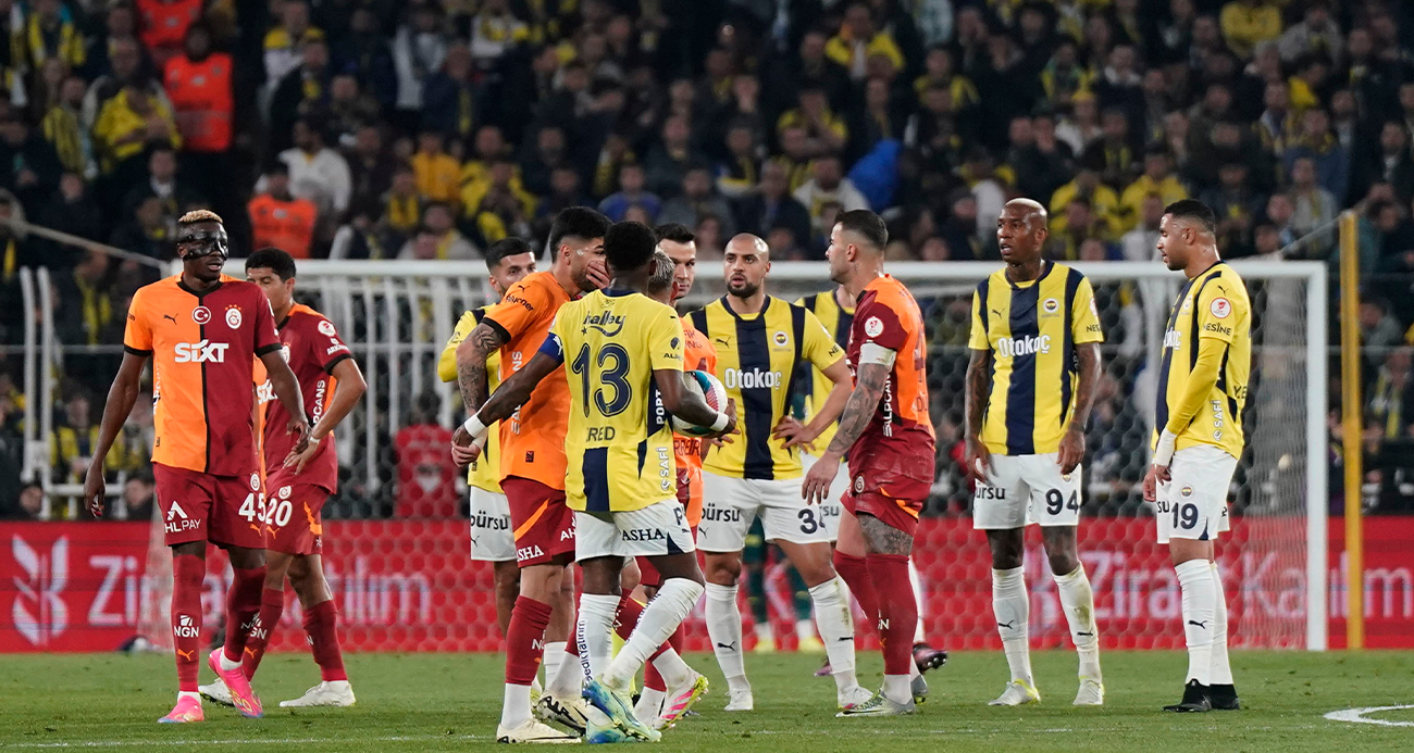 Galatasaray, Fenerbahçe'yi geçerek yarı finale yükseldi