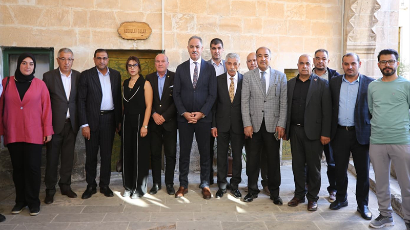 Eyyübiye’deki Temizlik Seferberliğine İşletmeler Dahil Oluyor