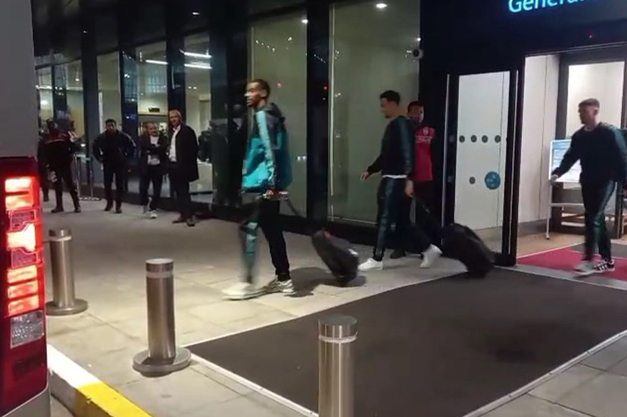 Liverpool, Galatasaray maçı için İstanbul’a geldi