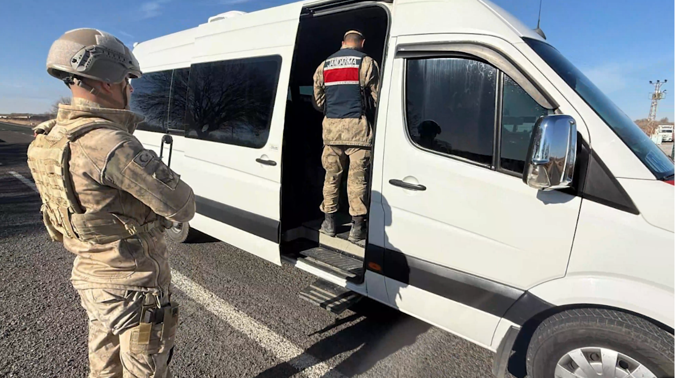 Şanlıurfa'da Jandarma ve Emniyet'ten Sıkı Denetim