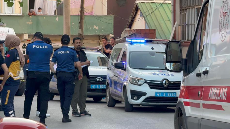 Anne ve 5 yaşındaki kızı evde ölü bulundu