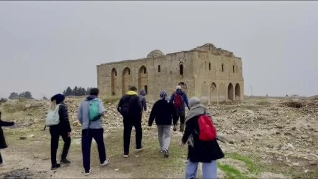 Şanlıurfa’da doğa yürüyüşçüleri tarihi Germuş Kilisesi için yürüdü