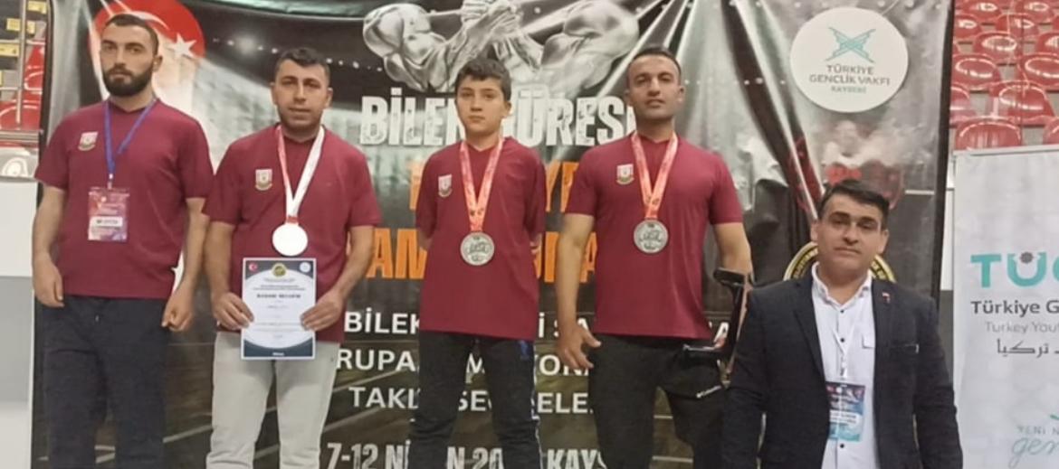 Şanlıurfalı Sporculardan Türkiye Derecesi
