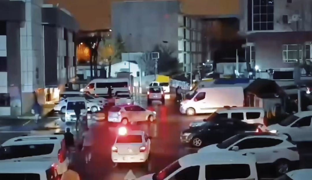 27 ilde FETÖ’ye yönelik eş zamanlı operasyon!