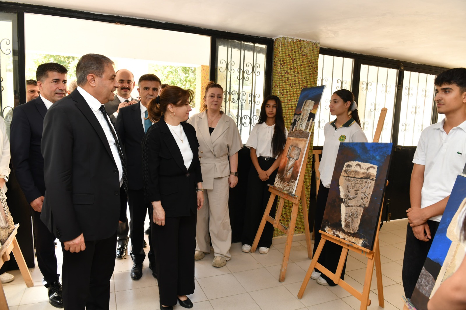 Öğrenciler, Uluslararası Taş Tepeler resim çalıştayında sanatçılarla buluştu