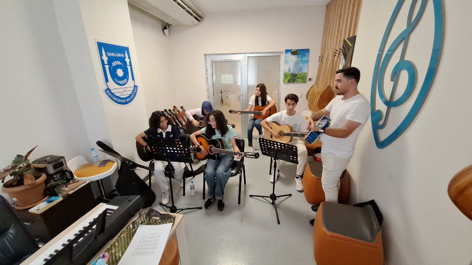 Şanlıurfalı Çocuklar, Yaz Tatilini Büyükşehir Belediyesi Gençlik Merkezinde Değerlendiriyor