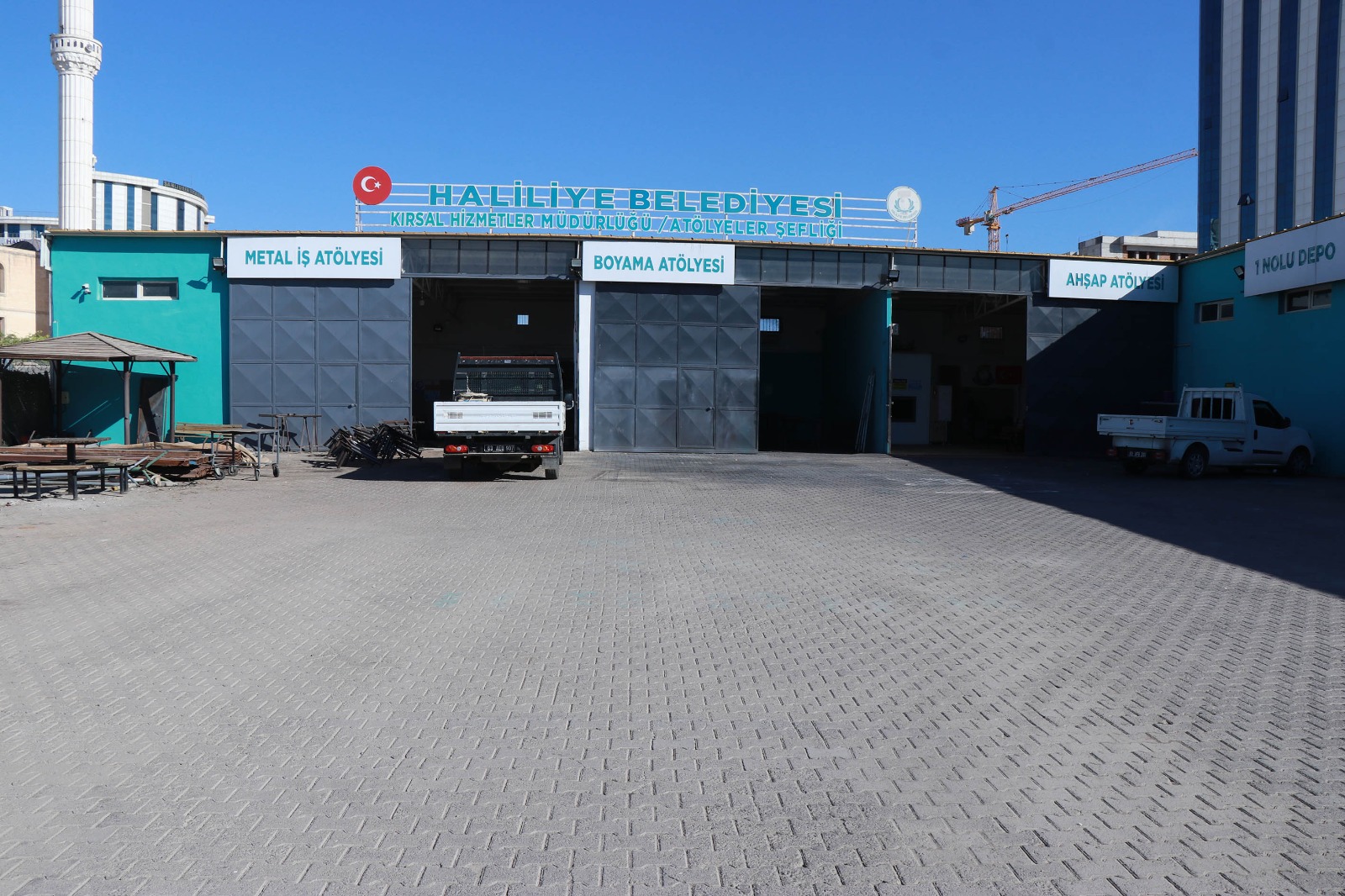 Haliliye’de "Üreten Belediye" Modeliyle Parklar Güzelleşiyor