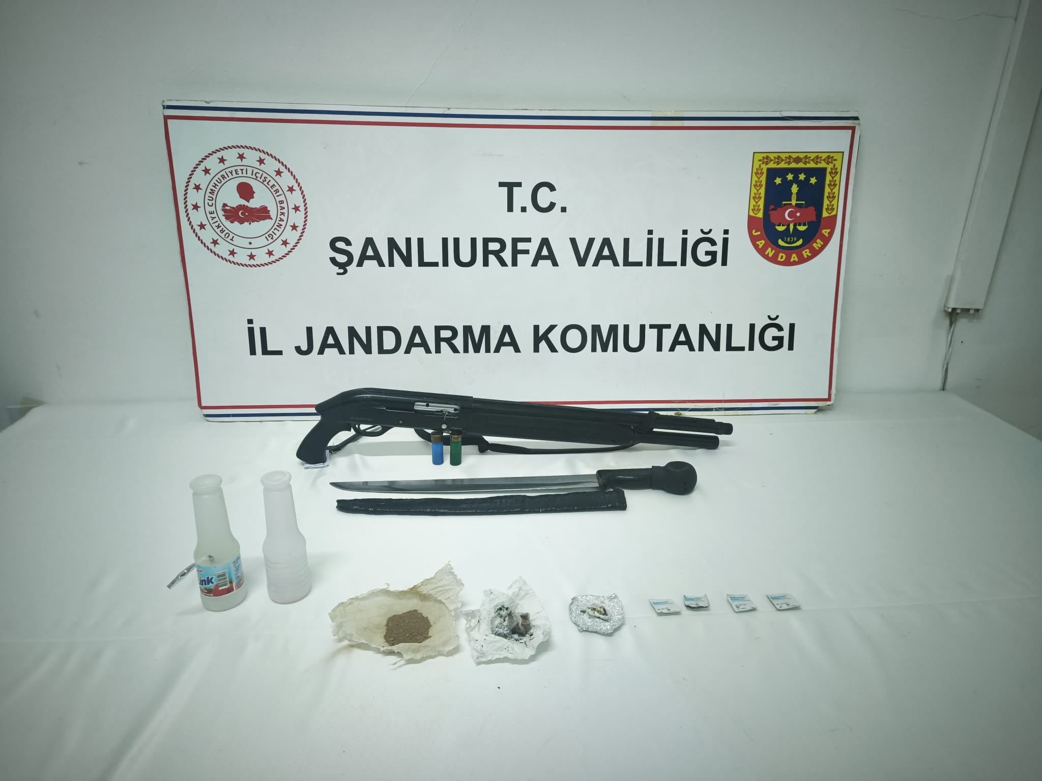 Suruç’ta Jandarmadan Uyuşturucu Operasyonu