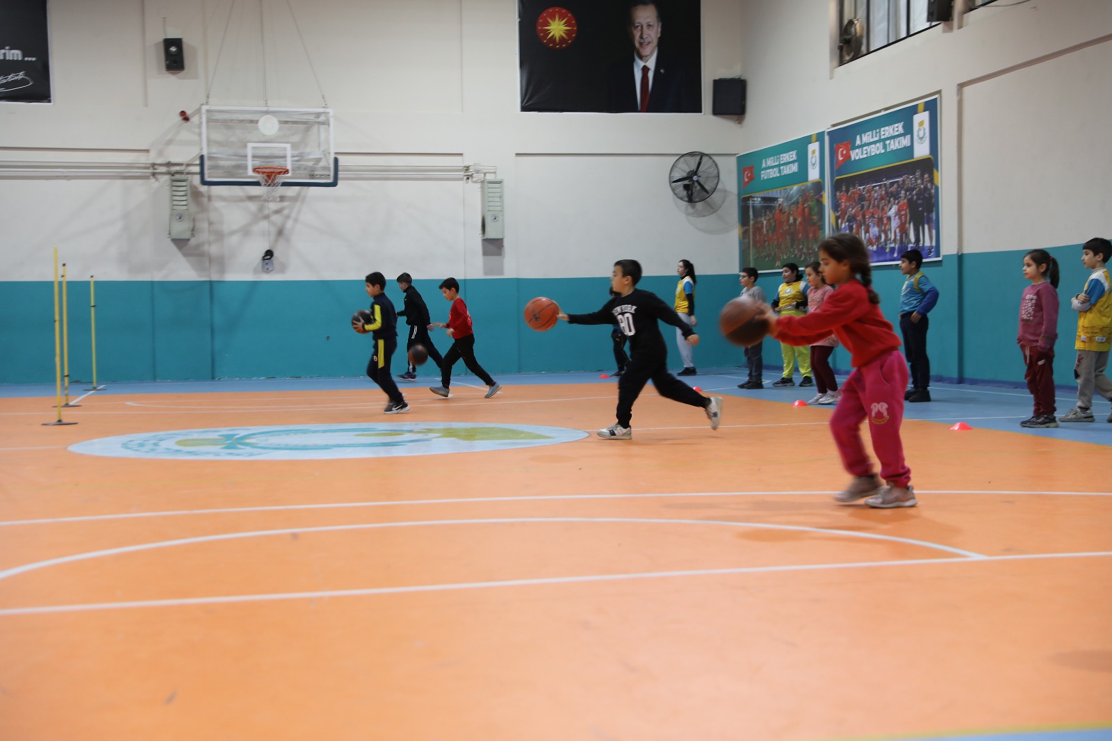 Basketbol Ve Voleybol Kursları Haliliye’de Yoğun İlgi Görüyor
