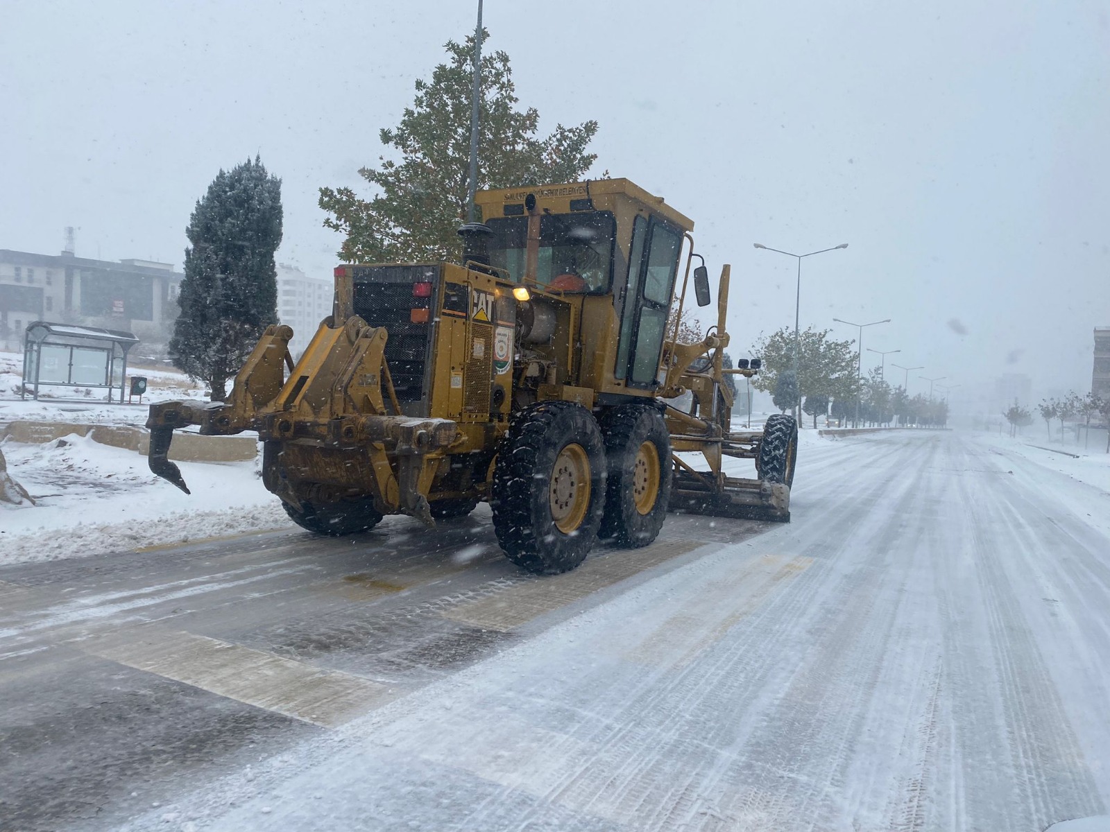 Şanlıurfa’da Karla Mücadele Aralıksız Sürüyor