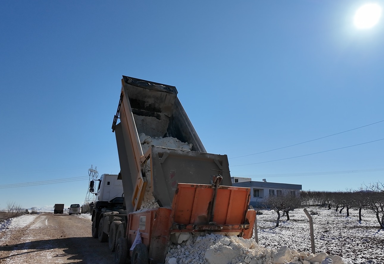 Karaköprü’de Grup Yolu  Sıcak Asfaltla Buluşuyor