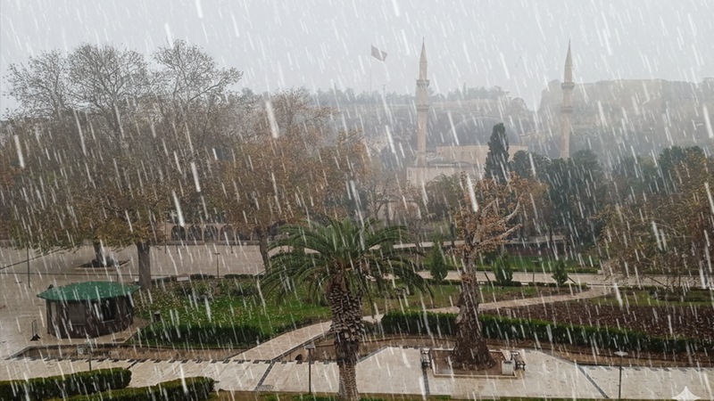 Şanlıurfa’da Beklenen Yağışlar Başladı