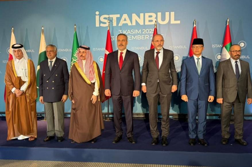 İstanbul’daki kritik Gazze toplantısı başladı