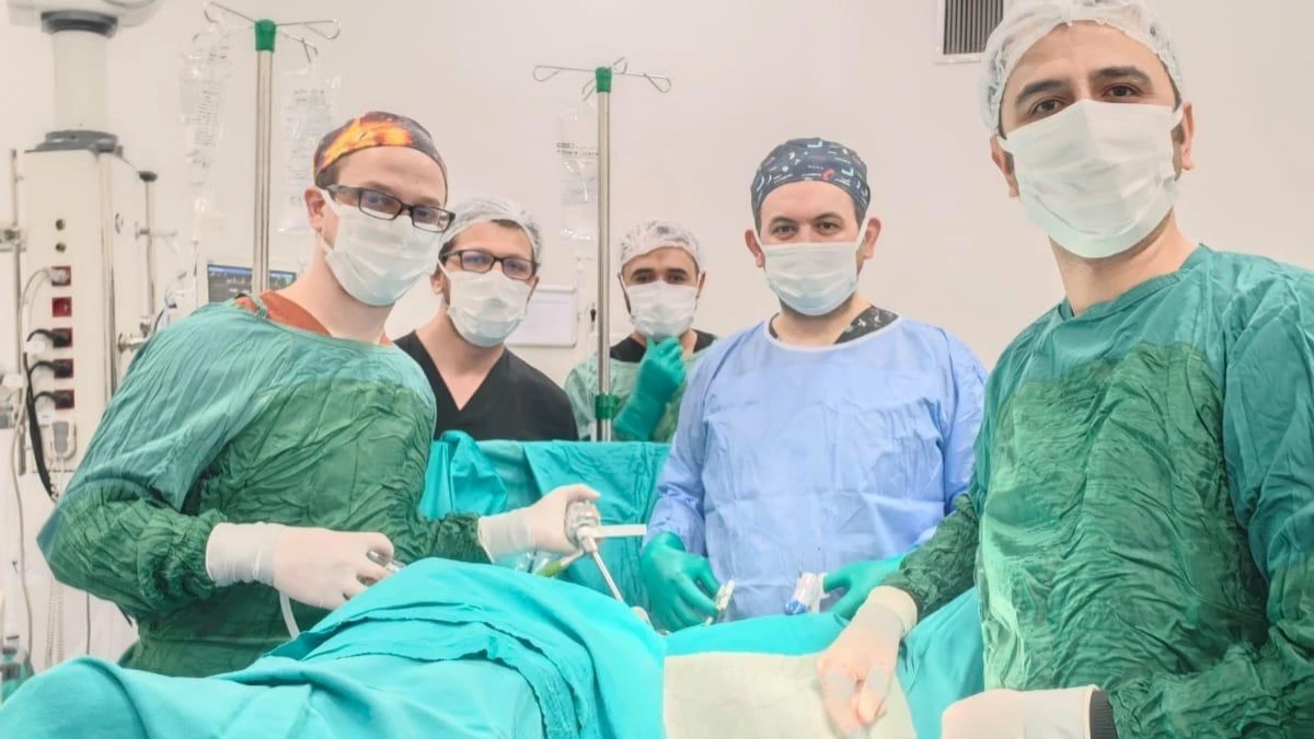 Ceylanpınar Devlet Hastanesi’nde Önemli Bir Cerrahi Başarı